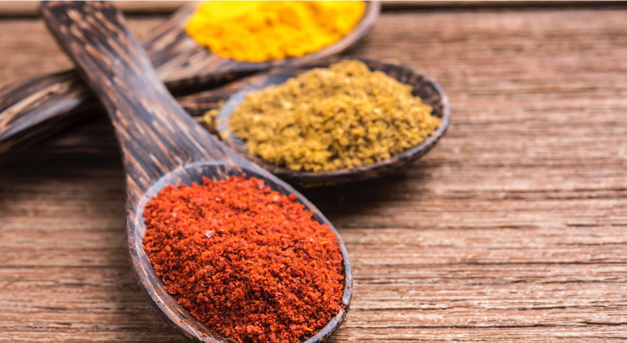 From Farm to Bags, we use clean ingredients and source from local and domestic farms for all our animals